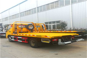 呼和浩特附近拖车救援搭电